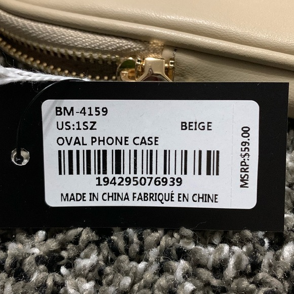 Badgley Mischka Quilted Phone Case - Picture 7 of 10